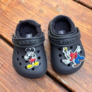 CROCS Kids Black Slip On with Mickey and Goofy, size 4